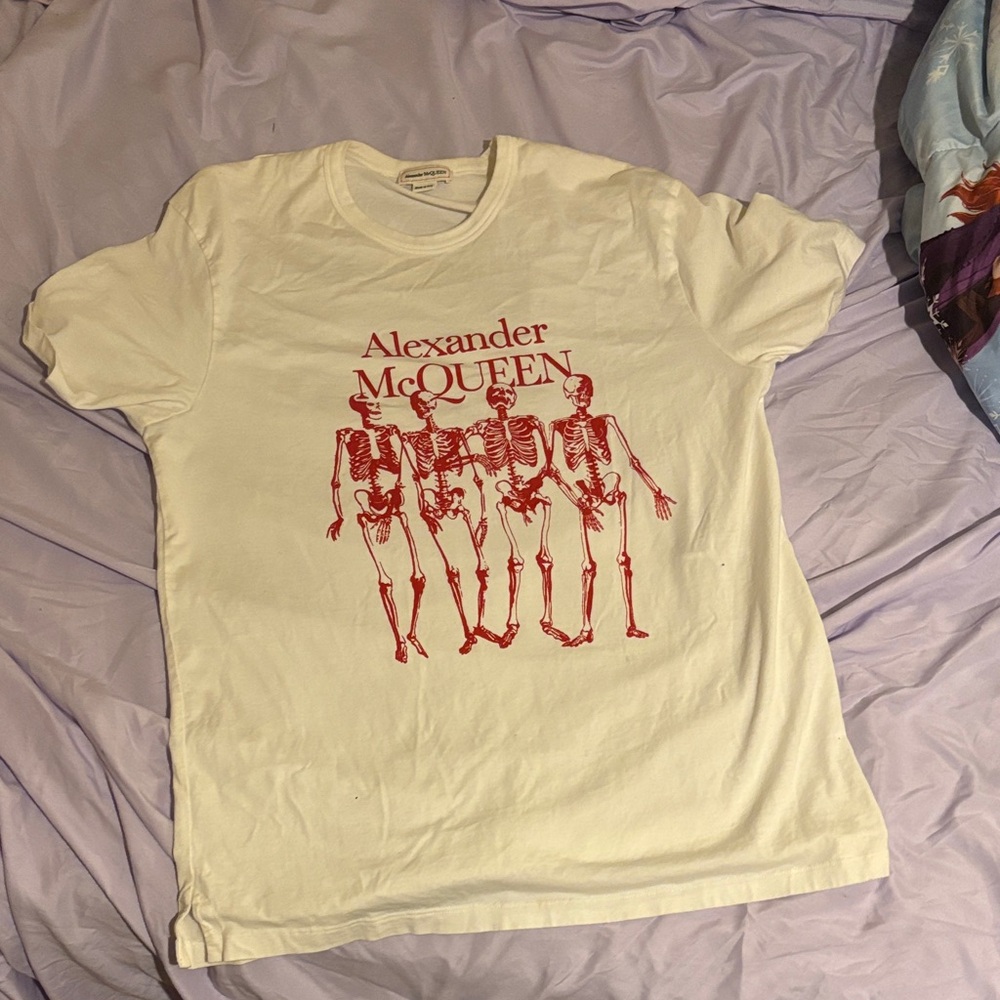 Alexander McQueen Ivory Tee with Crimson Skeleton Design